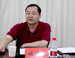 優(yōu)秀鄉(xiāng)鎮(zhèn)領(lǐng)導(dǎo)